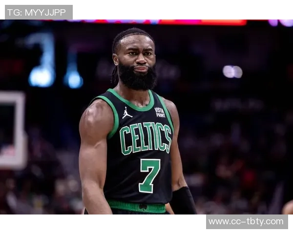 杰伦布朗主动请缨防守小卡背后的勇气与决心解析