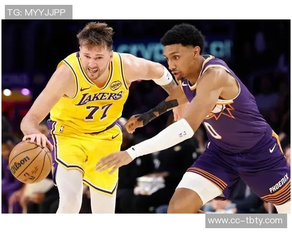 吉莱斯皮称湖人实力强大东契奇缺阵也能依靠其他球员表现