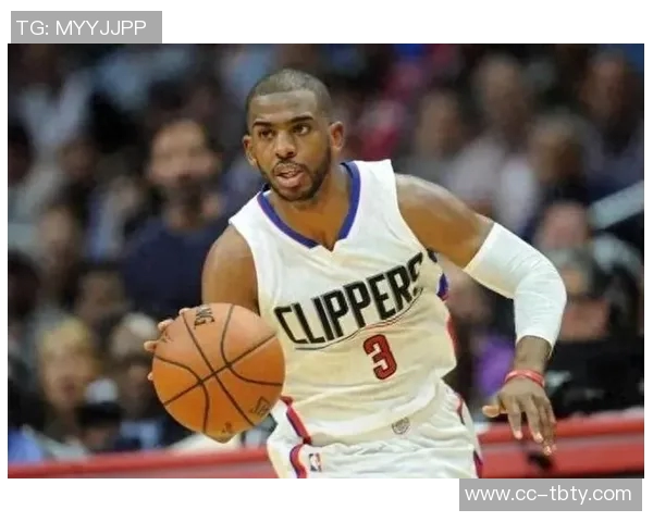 保罗举办派对仅三人到场球队文化建设屡遭冷遇引发关注 保罗举办派对仅三人到场球队文化建设屡遭冷遇引发关注