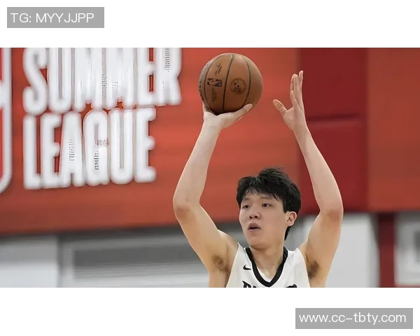 杨瀚森赛季三分球命中率仅136罚球表现却相对稳定继续努力提升状态