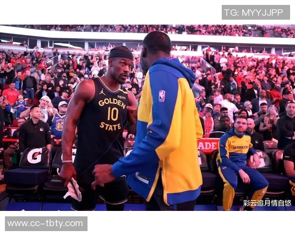 勇士与鹈鹕首发阵容揭晓库里领衔穆迪理查德巴特勒追梦出战